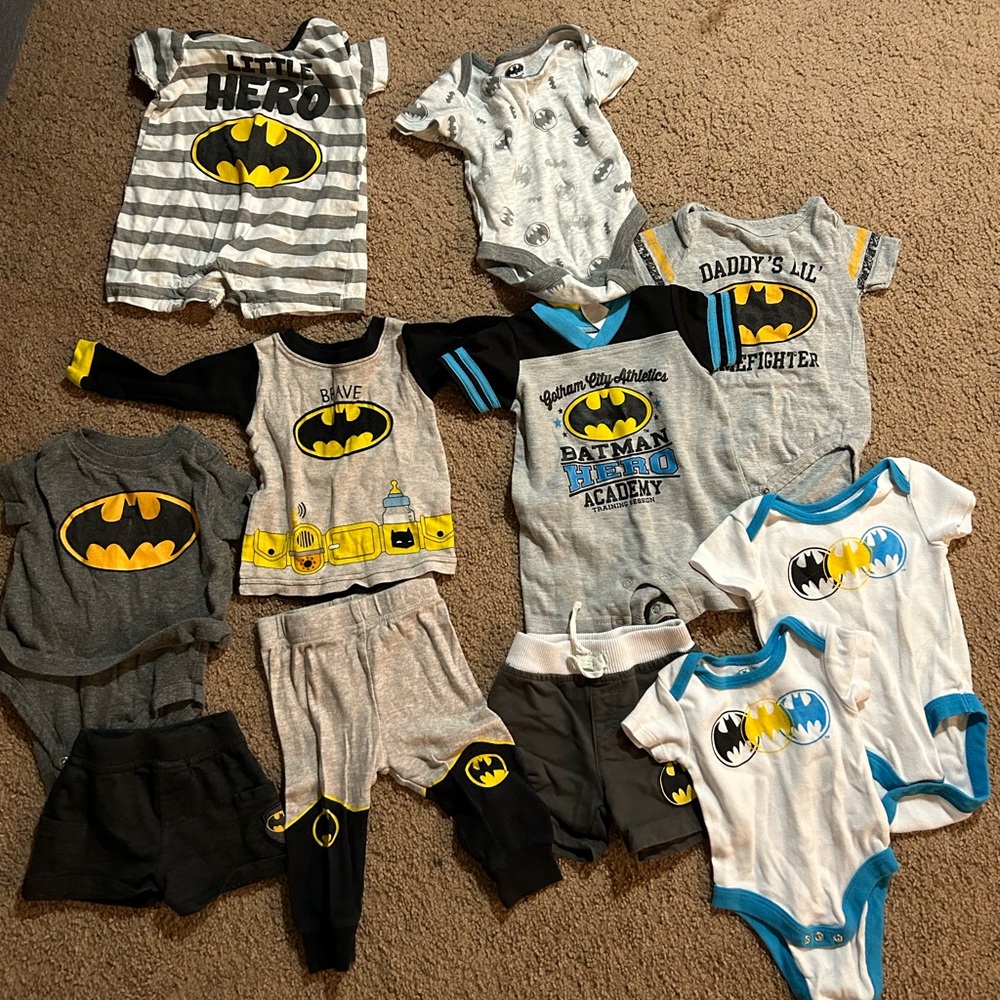 Batman baby clothing bundle